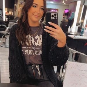 Meet your Posher, Kendra